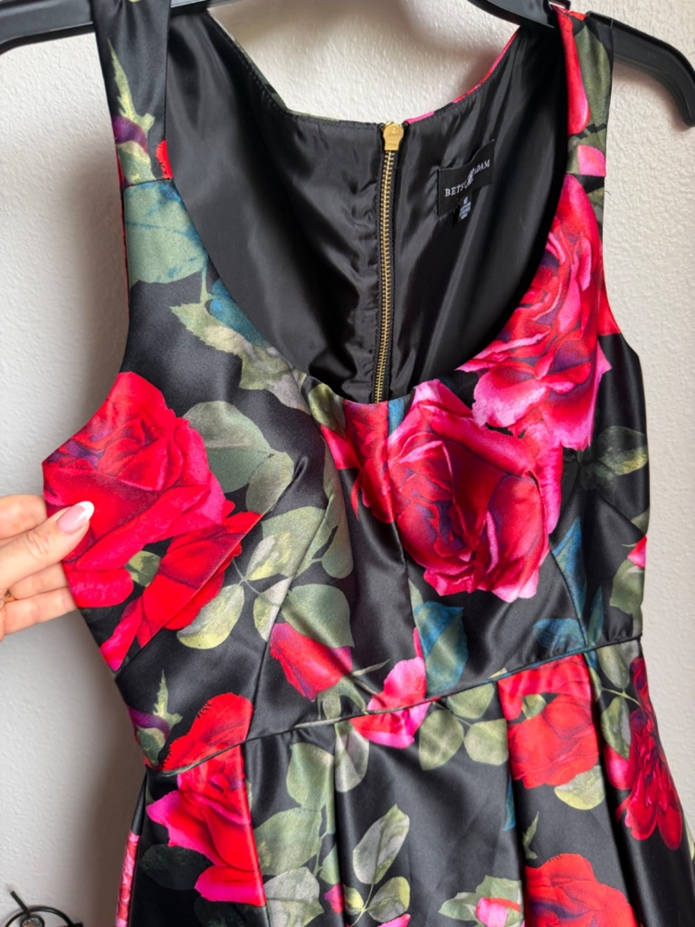 Betsy & Adam Black Red Rose Floral Satin Fit & Flare Cocktail Party Dress Sz 10 - Picture 3 of 9